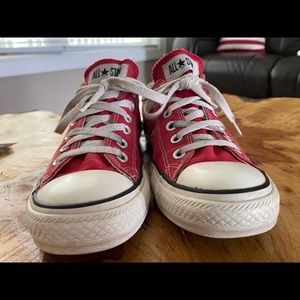 Red Converse